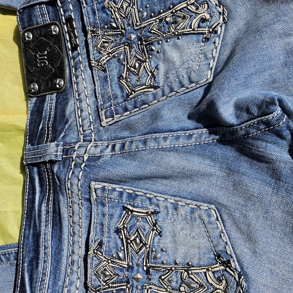 Miss Me Jeans  Womens 27/31  Embellished Bling Wash Boot Cut Demin #41